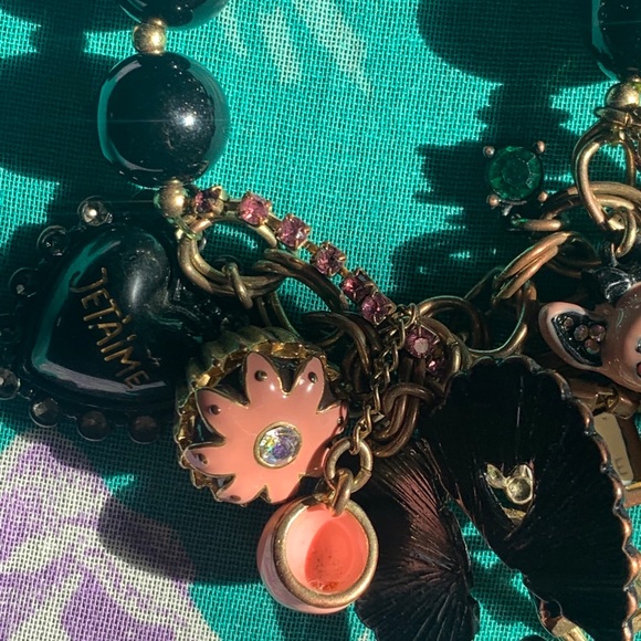 Kate spade and betsey Johnson jewelry bundle - Picture 4 of 4